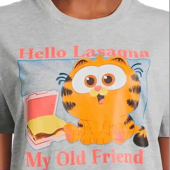 Garfield Juniors Tee with the text "Hello Lasagna My Old Friend" on it. Size Med - Picture 1 of 5